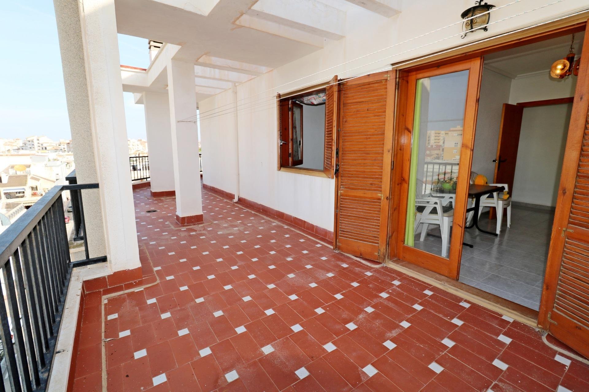 Revente - Attique -
Torrevieja - Habaneras