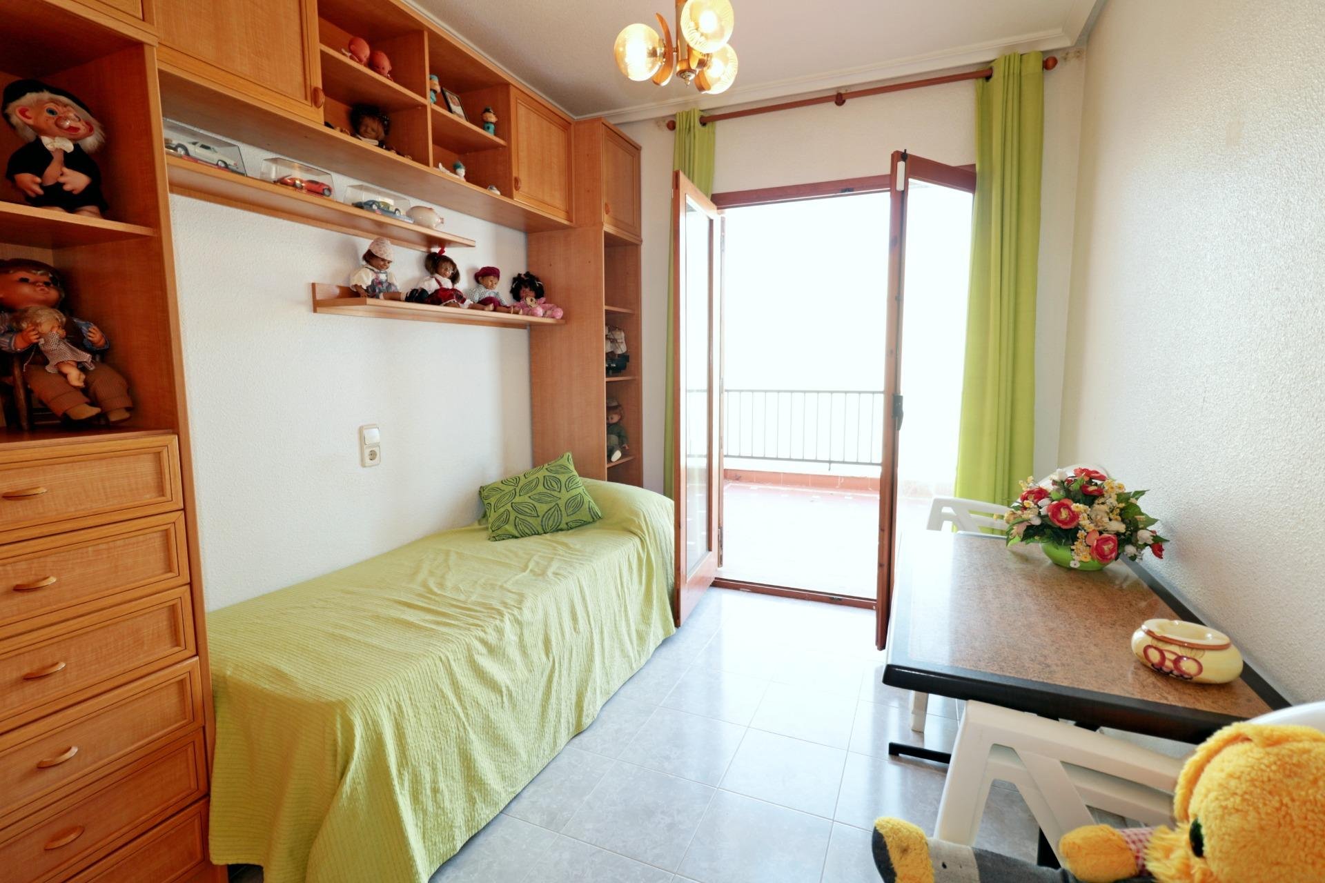 Revente - Attique -
Torrevieja - Habaneras