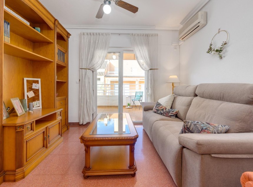 Revente - Attique -
Torrevieja - Paseo Maritimo