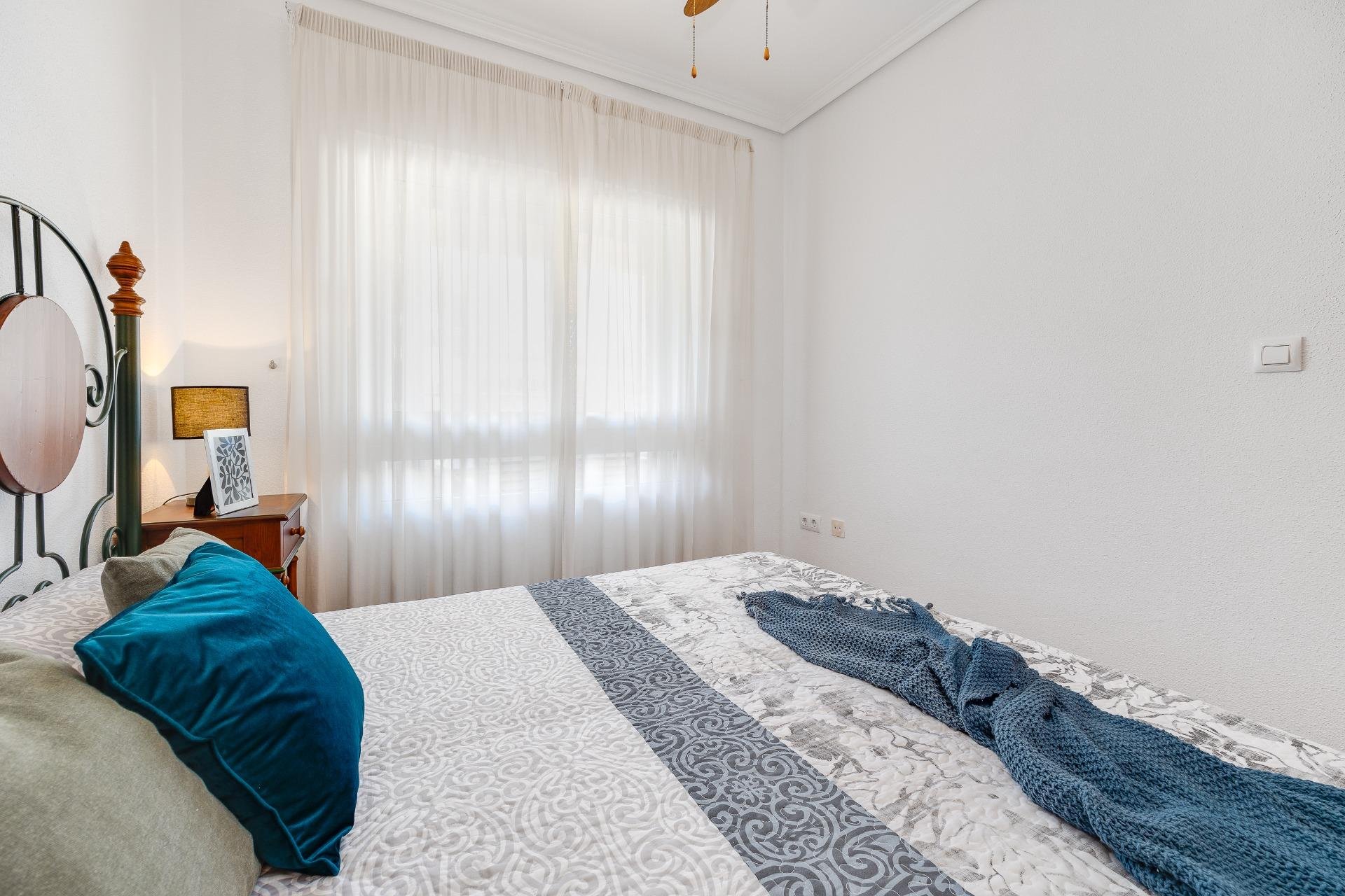 Revente - Attique -
Torrevieja - Paseo Maritimo