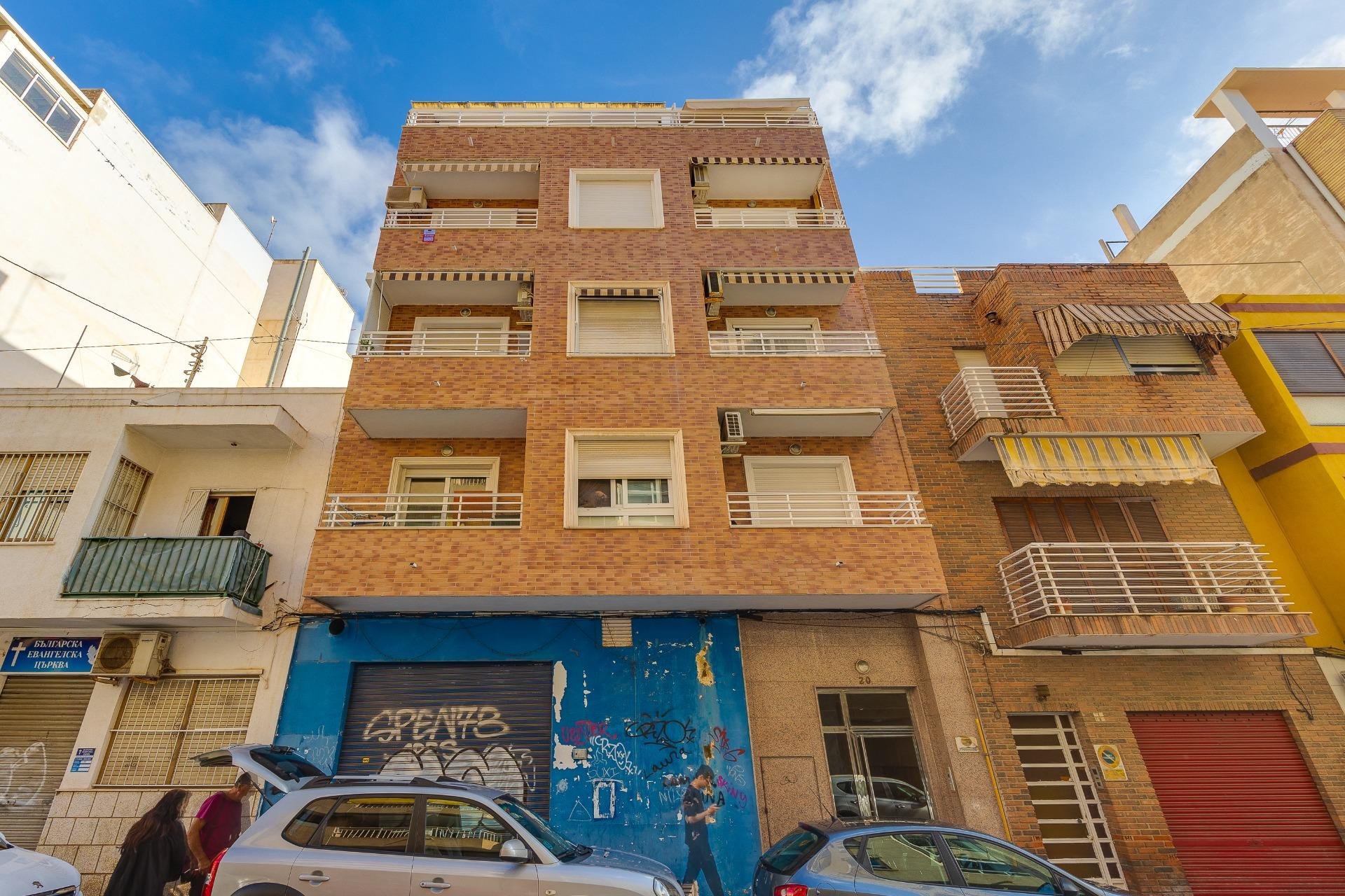 Revente - Attique -
Torrevieja - Paseo Maritimo