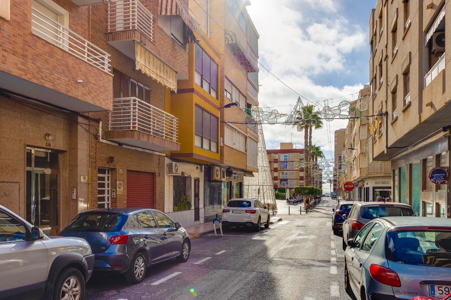 Revente - Attique -
Torrevieja - Paseo Maritimo