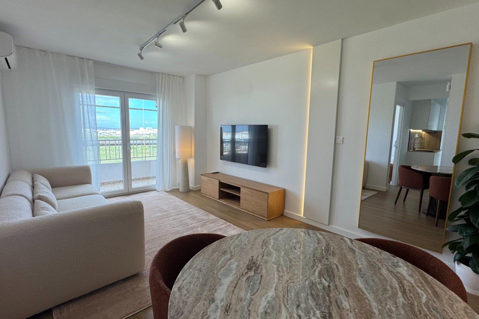Revente - Attique -
Torrevieja - Punta Prima