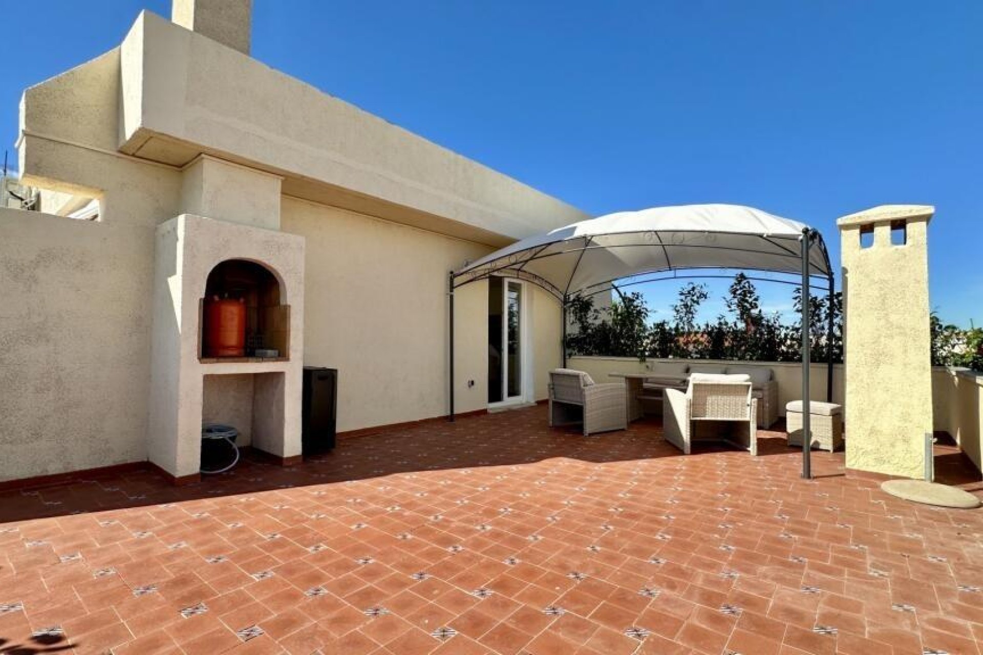 Revente - Attique -
Torrevieja - Punta Prima