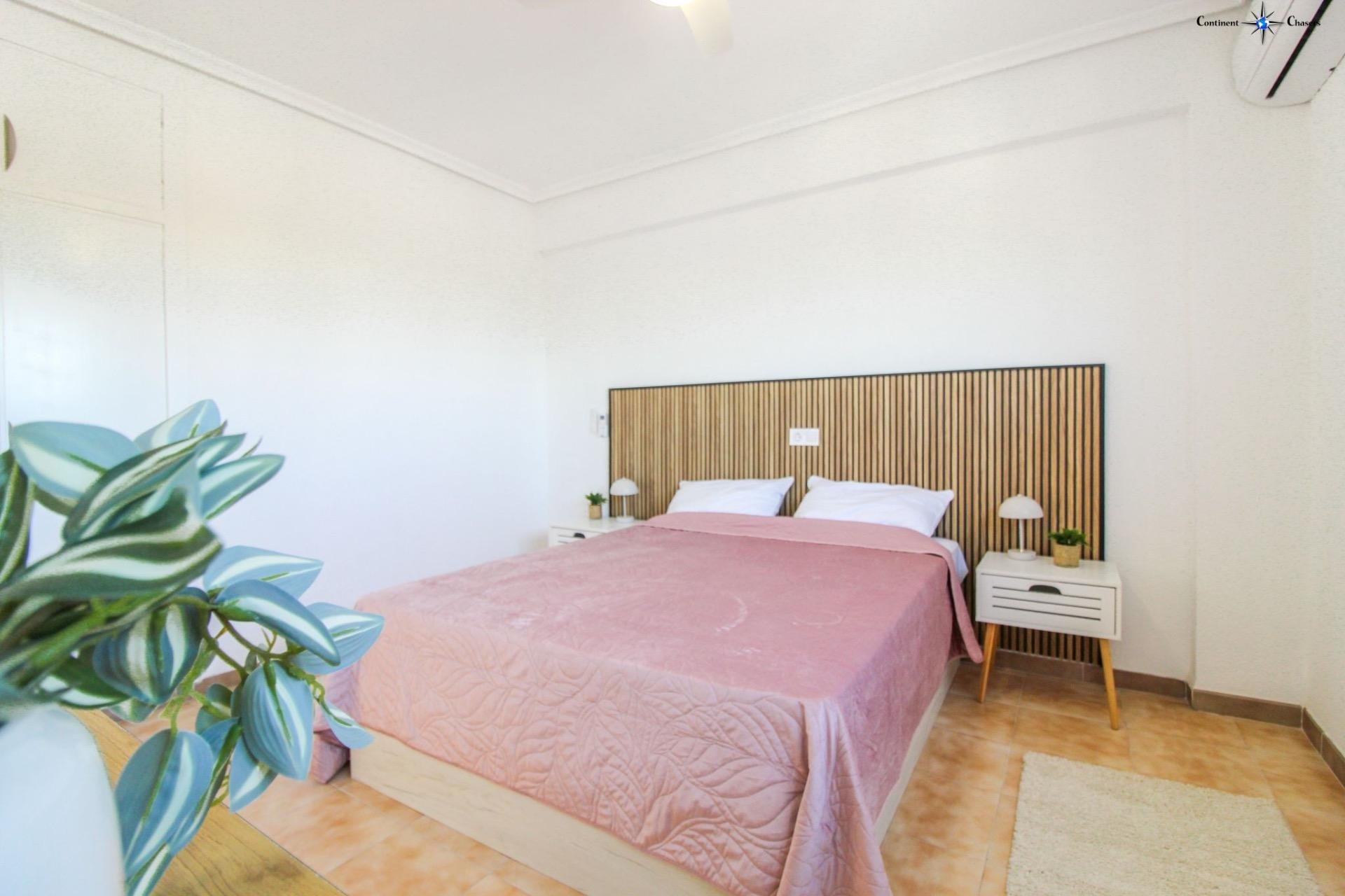 Revente - Attique -
Torrevieja - Punta Prima