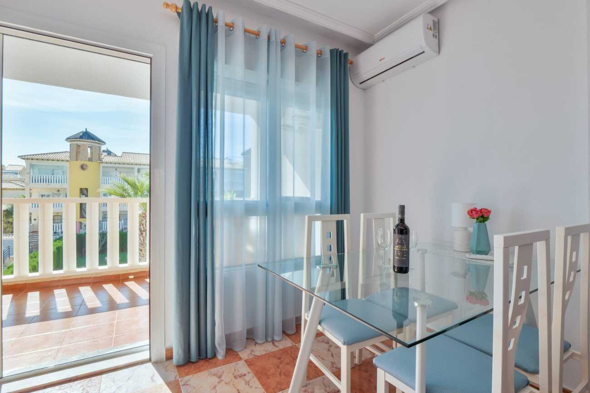 Revente - Attique -
Villamartin - Costa Blanca