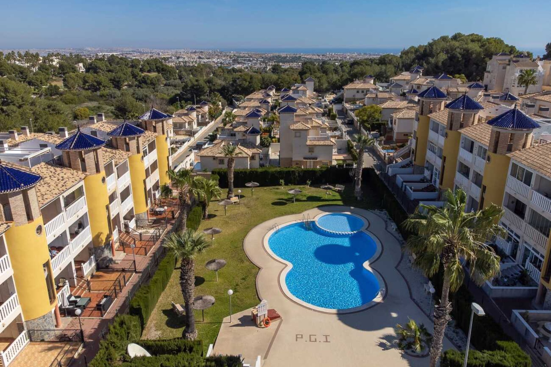 Revente - Attique -
Villamartin - Costa Blanca
