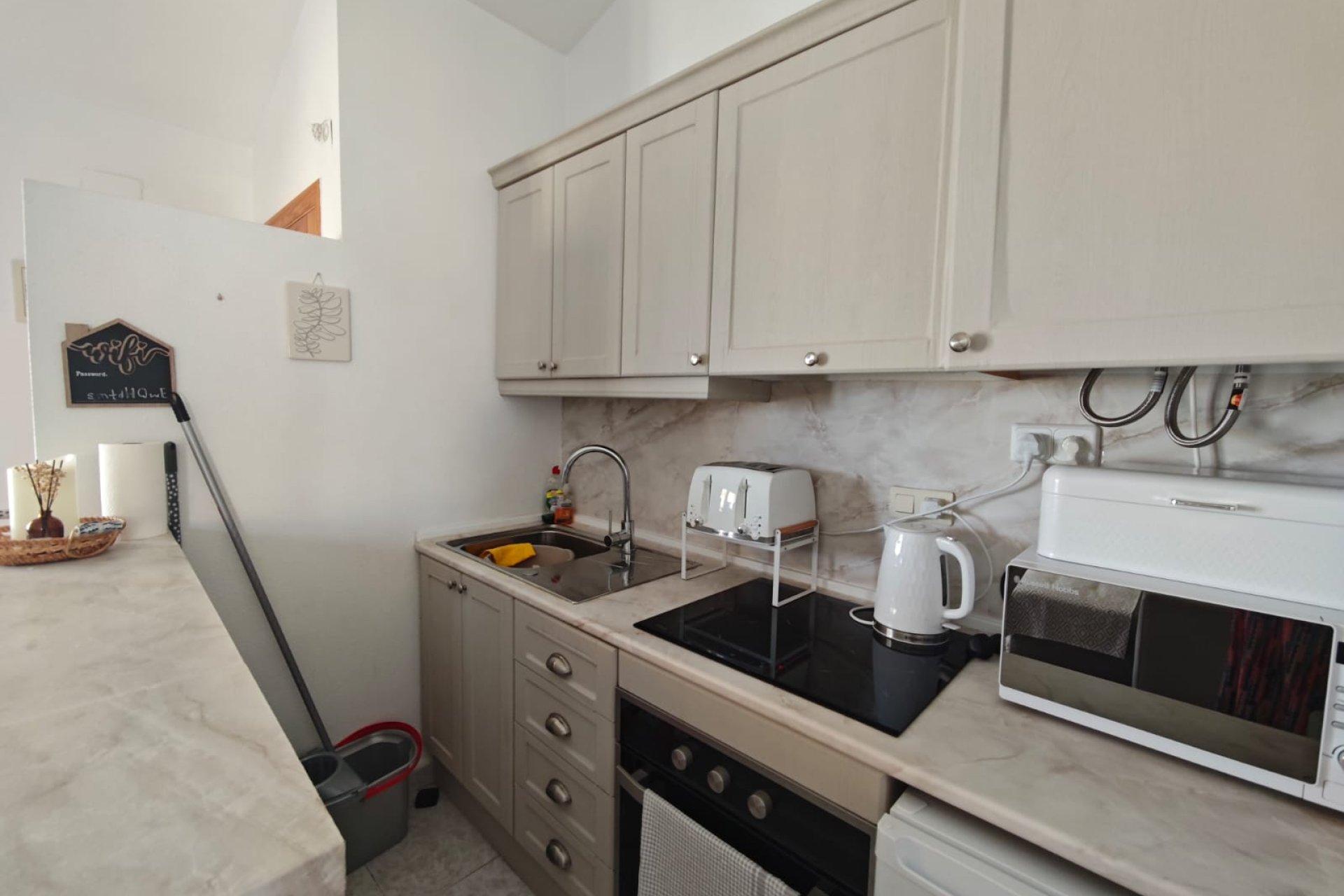 Revente - Attique -
Villamartin - Costa Blanca