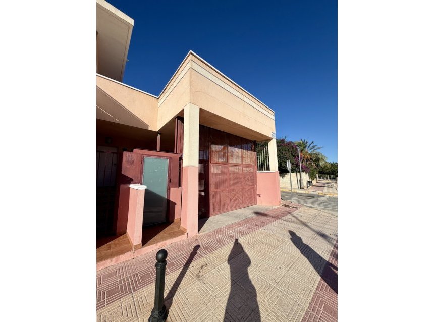 Revente - Bungalow -
Benferri - Inland