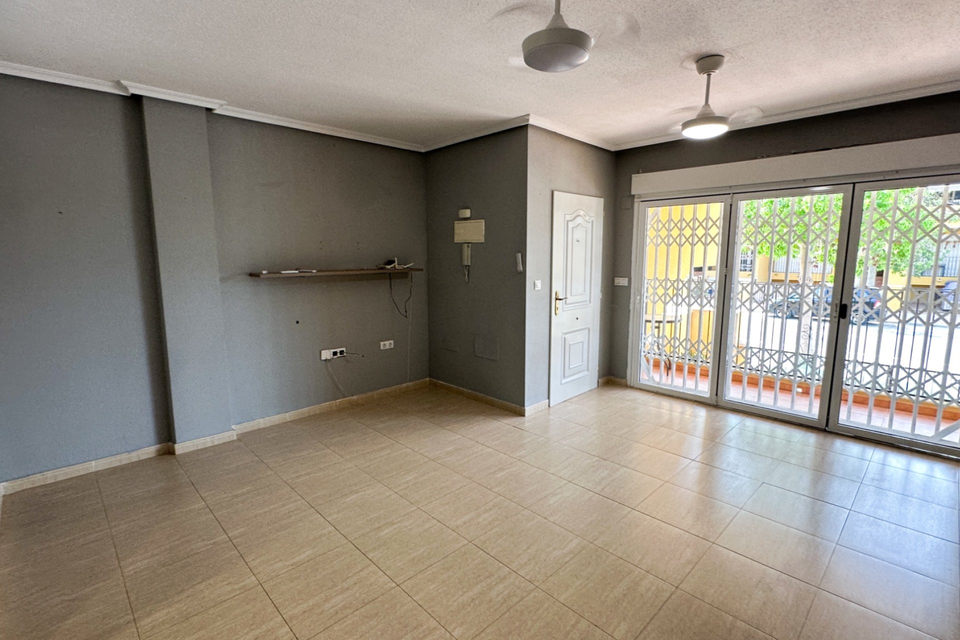 Revente - Bungalow -
Daya Nueva - Costa Blanca