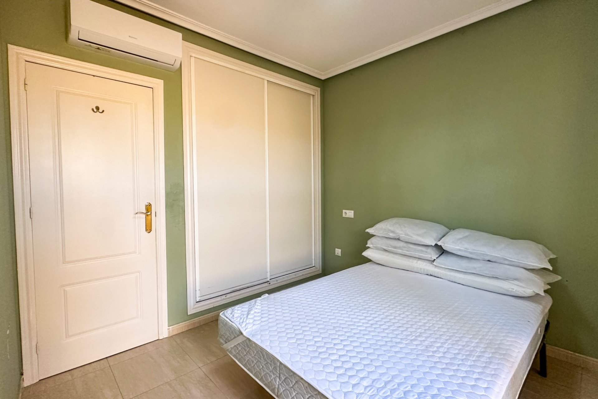 Revente - Bungalow -
Daya Nueva - Costa Blanca
