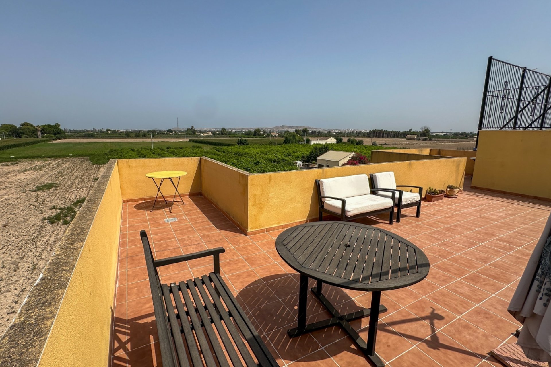 Revente - Bungalow -
Daya Nueva - Costa Blanca