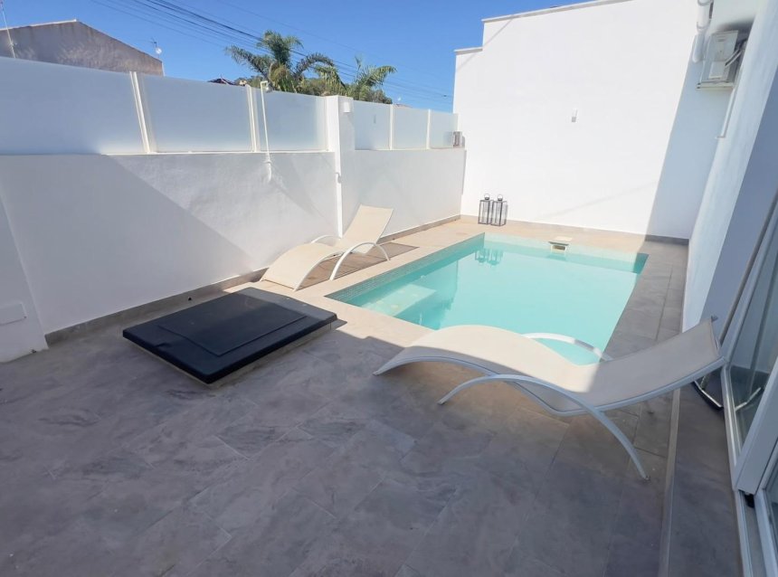 Revente - Bungalow -
Orihuela Costa - La Regia