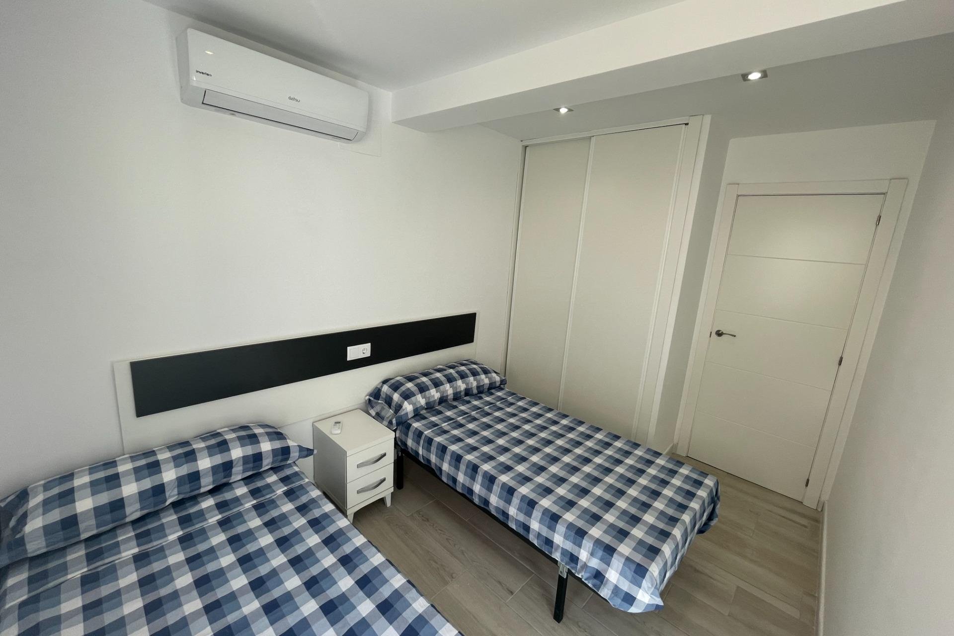 Revente - Bungalow -
Orihuela Costa - La Regia