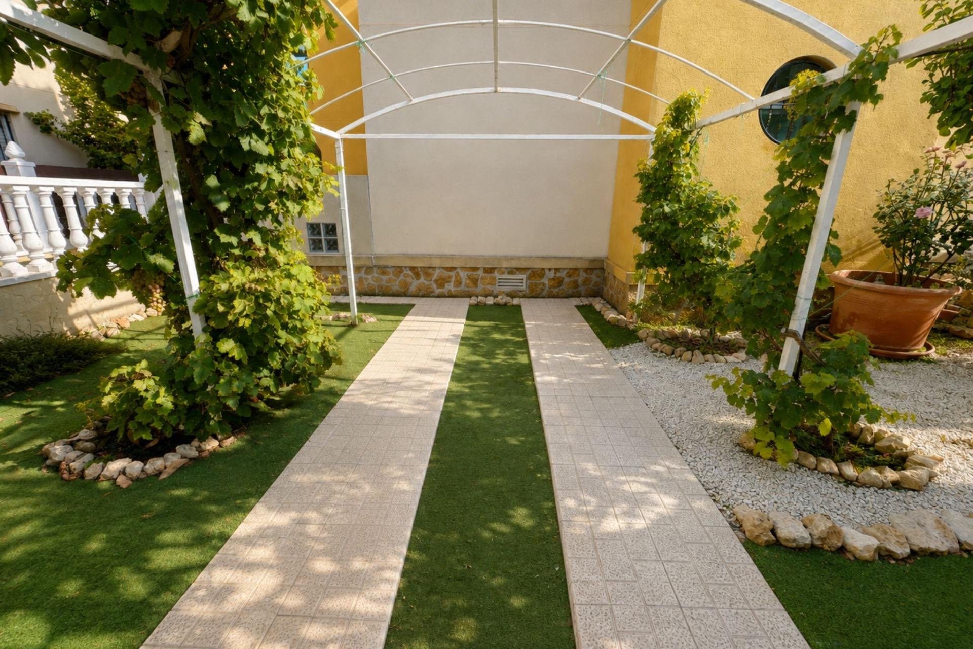 Revente - Bungalow -
Orihuela Costa - Lomas de Cabo Roig