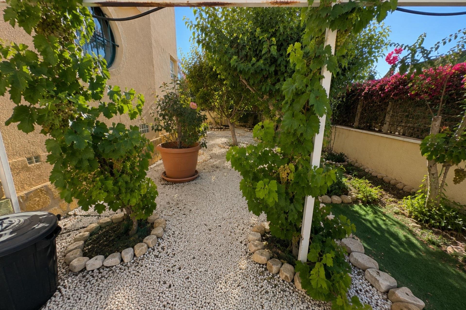 Revente - Bungalow -
Orihuela Costa - Lomas de Cabo Roig
