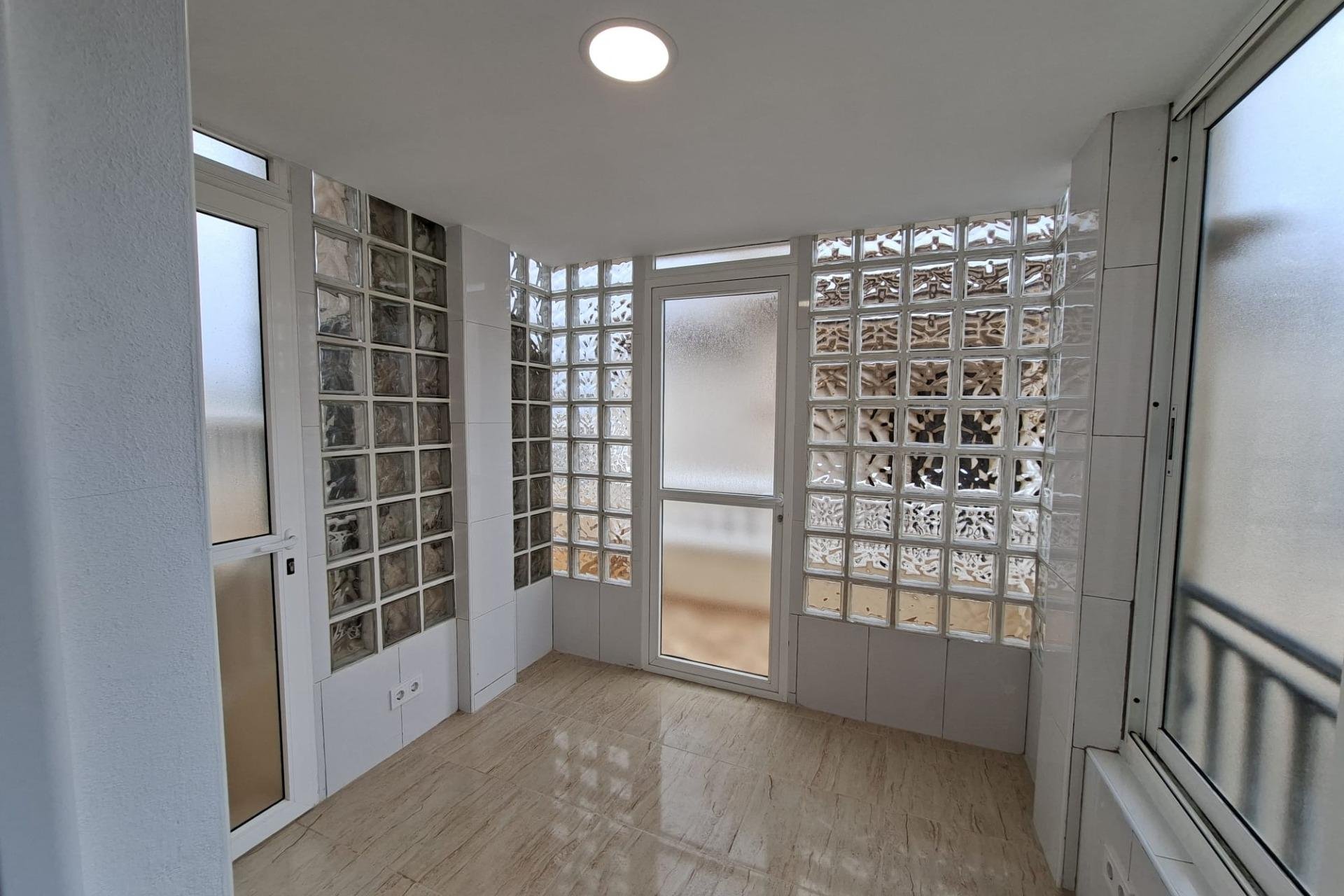 Revente - Bungalow -
Orihuela Costa - Punta Prima
