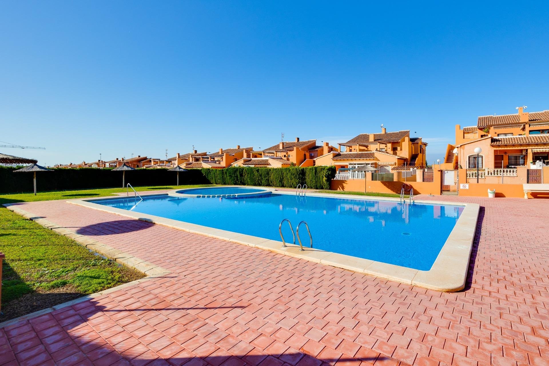 Revente - Bungalow -
Torrevieja - Aguas Nuevas