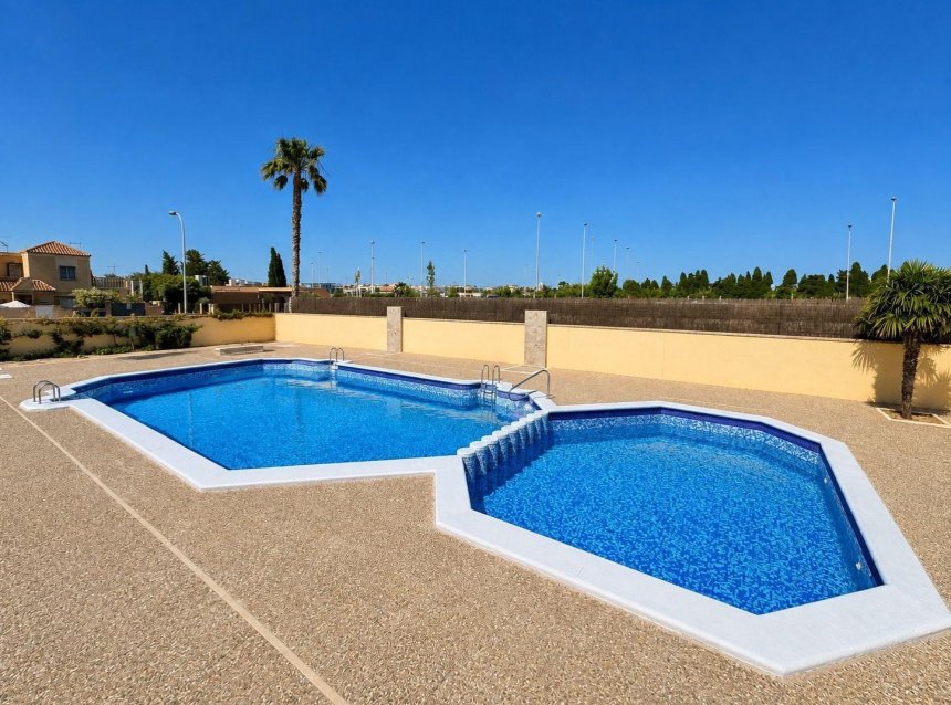 Revente - Bungalow -
Torrevieja - Carrefour