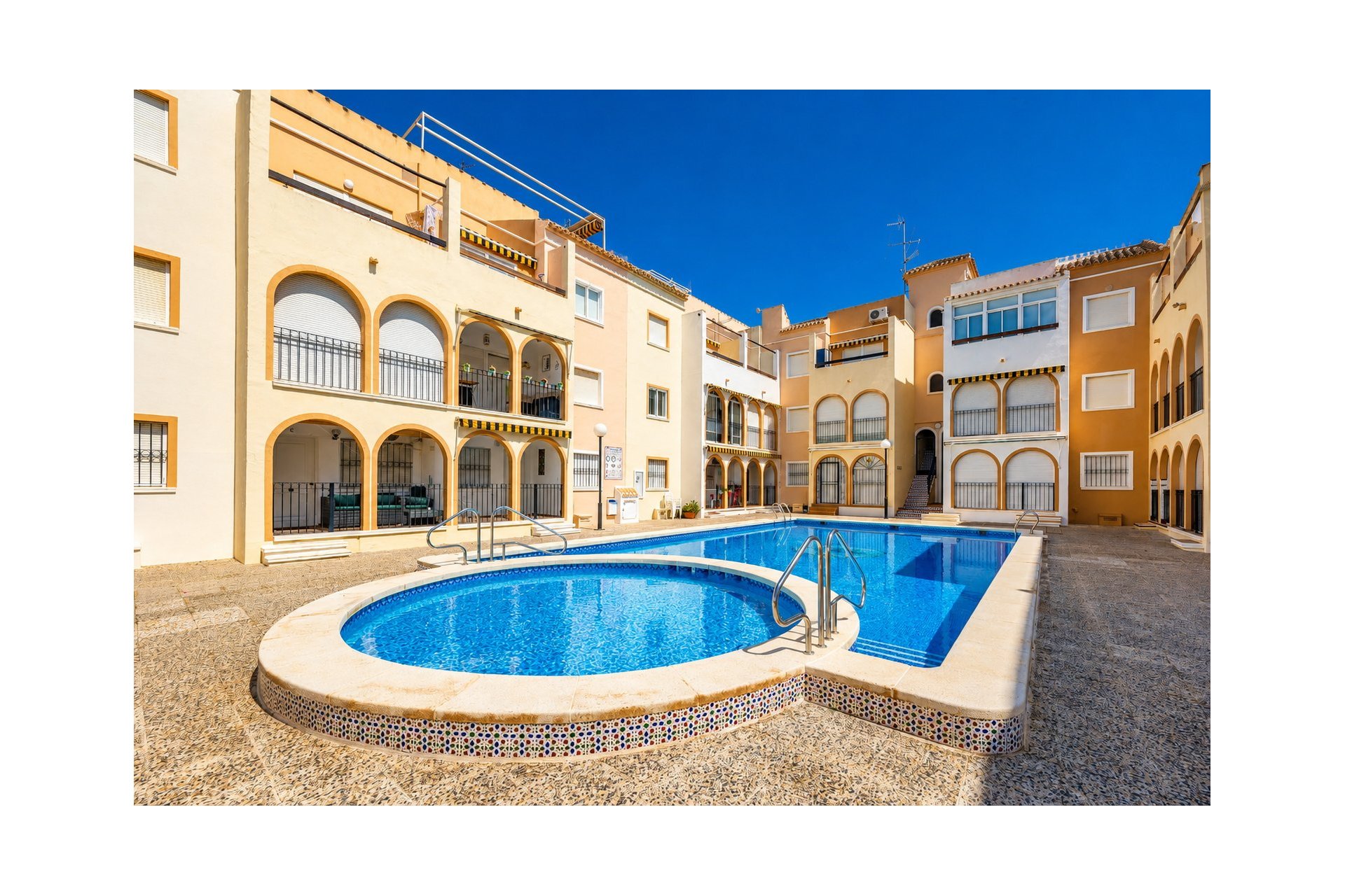 Revente - Bungalow -
Torrevieja - Costa Blanca