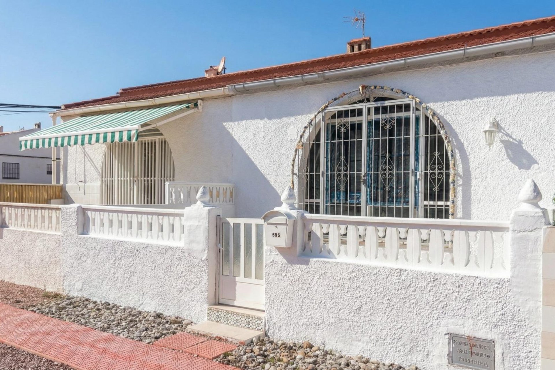 Revente - Bungalow -
Torrevieja - La Siesta - El Salado - Torreta