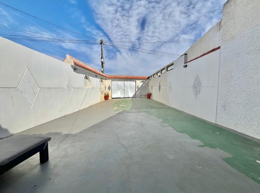 Revente - Bungalow -
Torrevieja - La Siesta - El Salado - Torreta