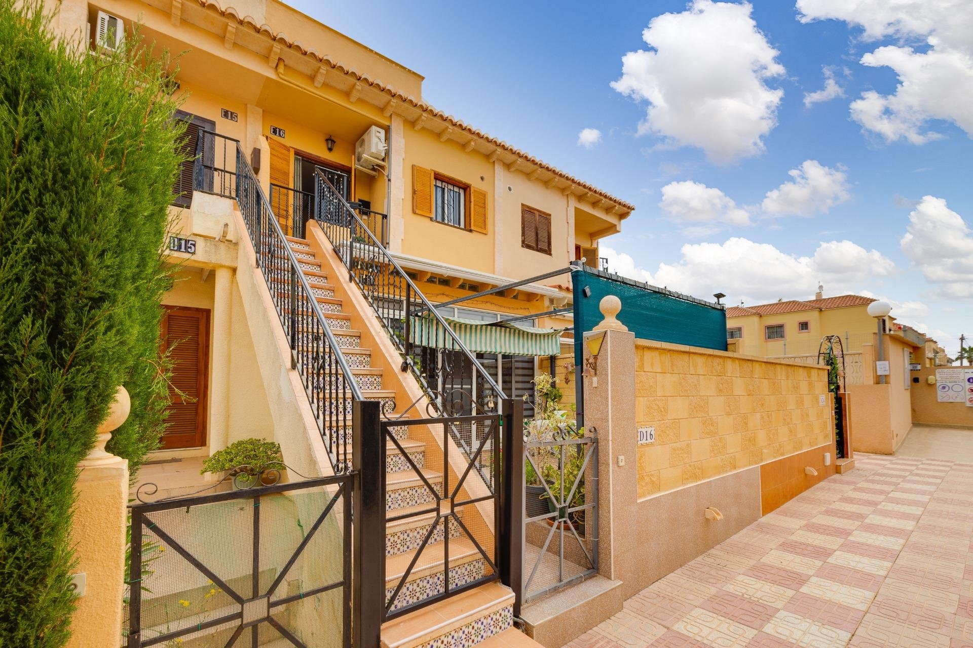 Revente - Bungalow -
Torrevieja - La Siesta - El Salado - Torreta