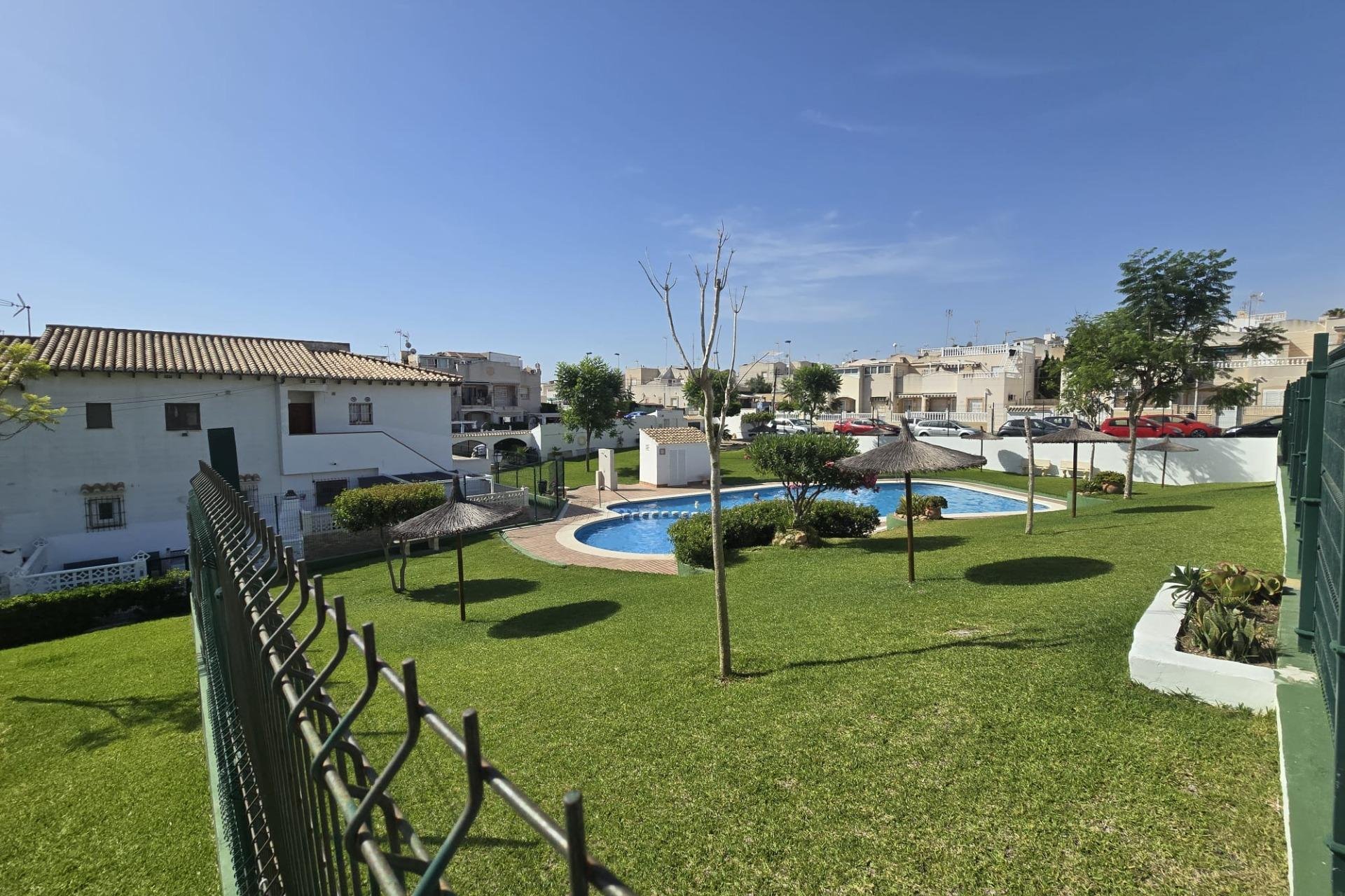 Revente - Bungalow -
Torrevieja - Los Balcones