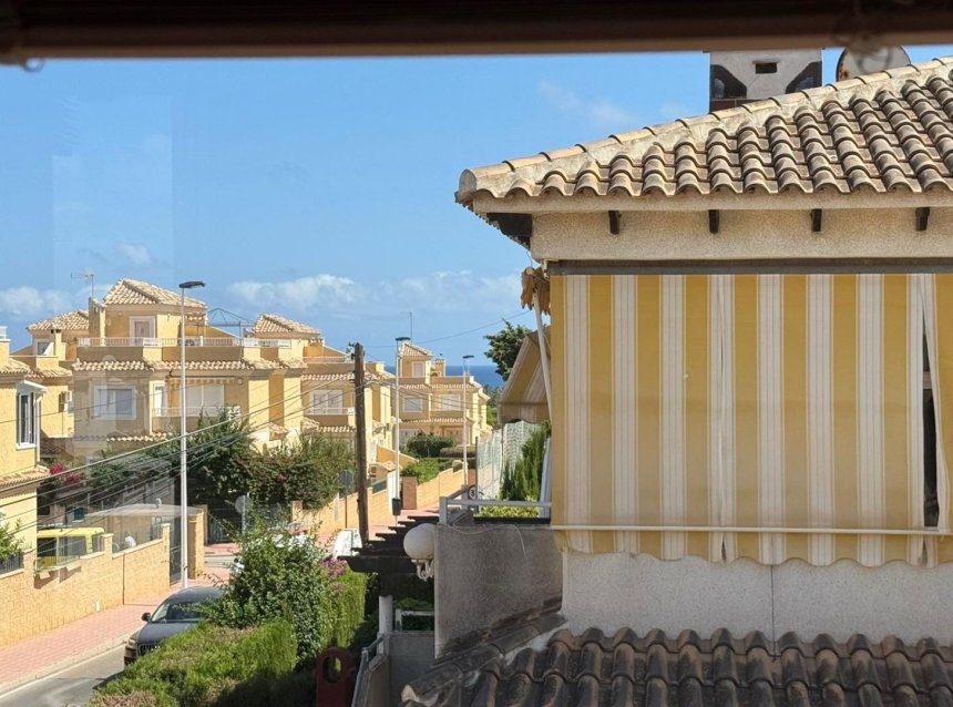 Revente - Bungalow -
Torrevieja - Punta Prima