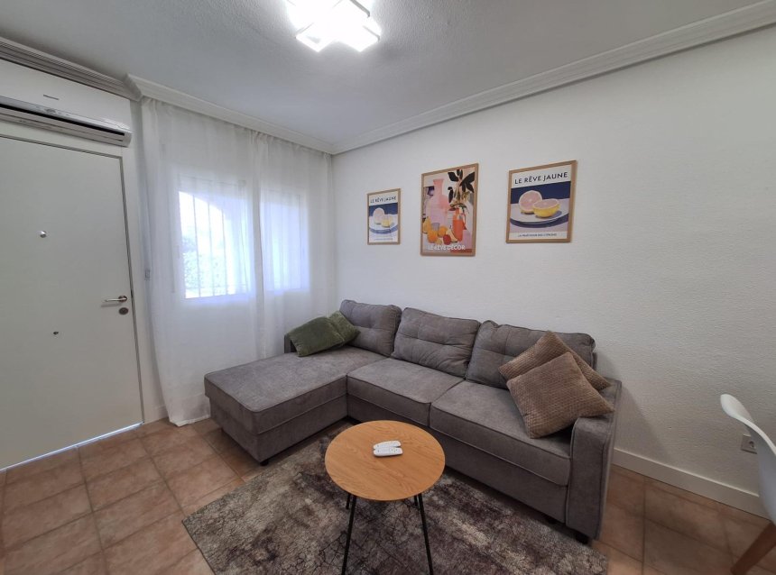 Revente - Bungalow -
Torrevieja - Sector 25