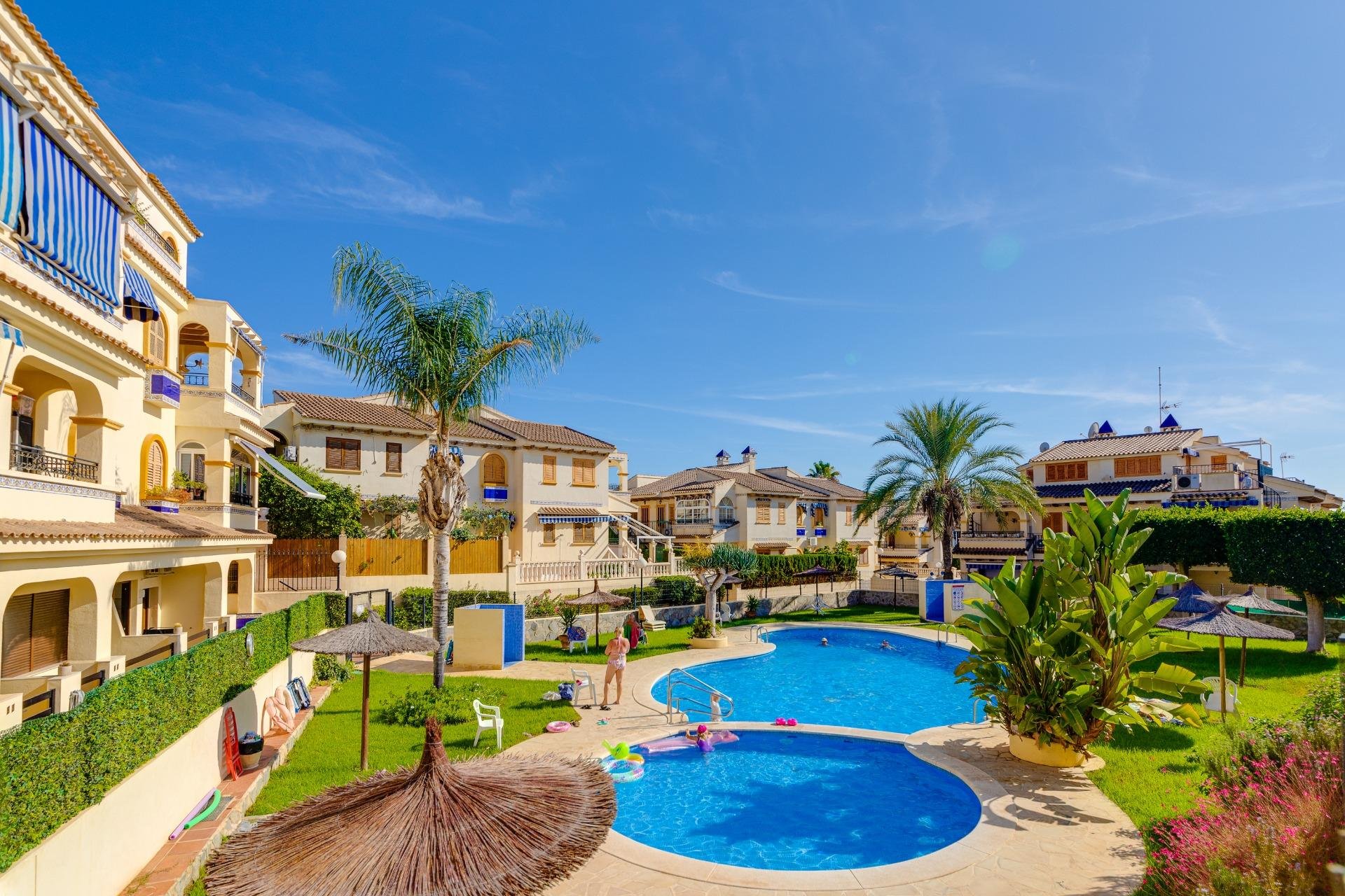 Revente - Bungalow -
Torrevieja - Torre La Mata