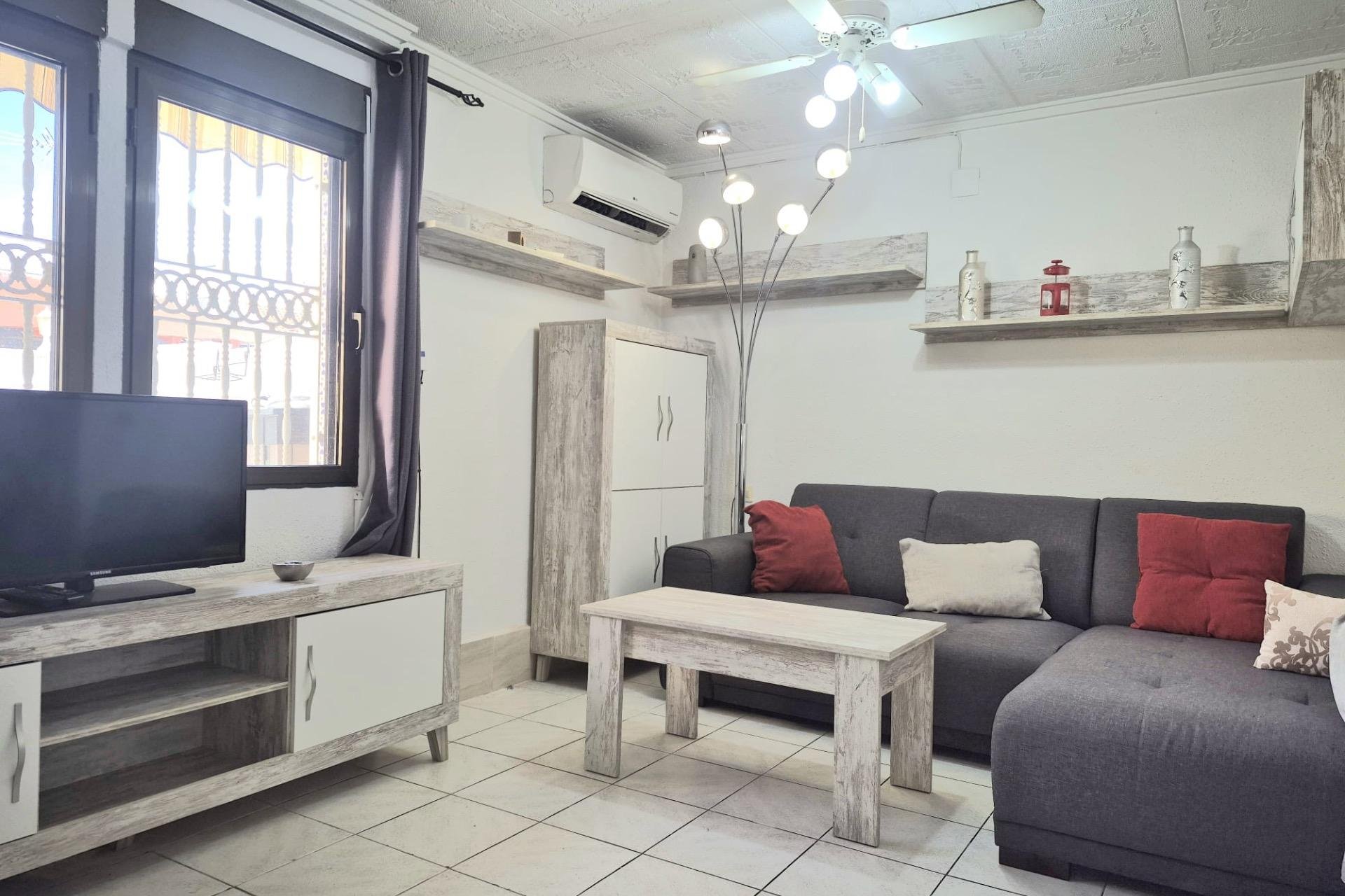 Revente - Bungalow -
Torrevieja - Torretas
