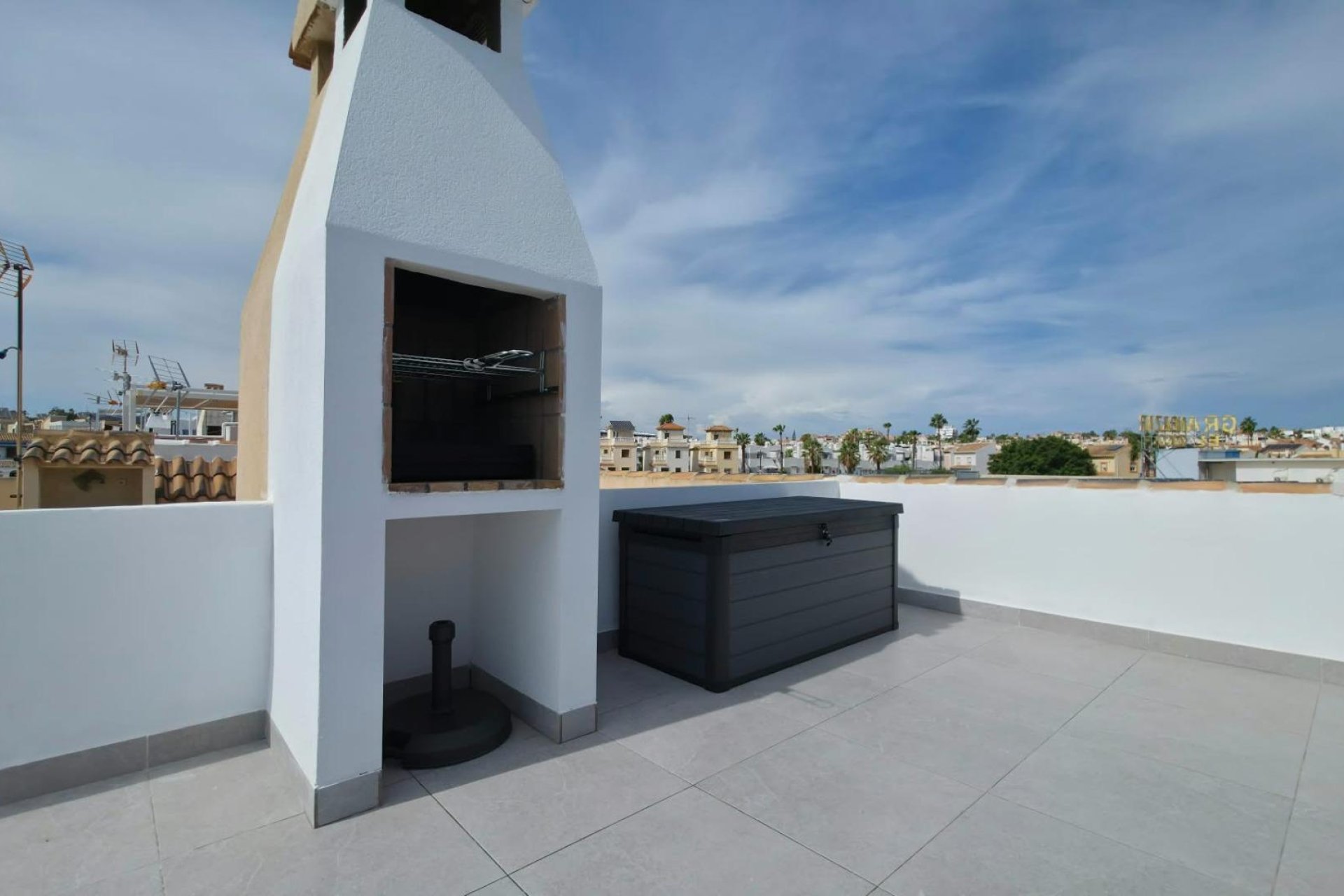 Revente - Bungalow -
Torrevieja - Zona Los Frutales