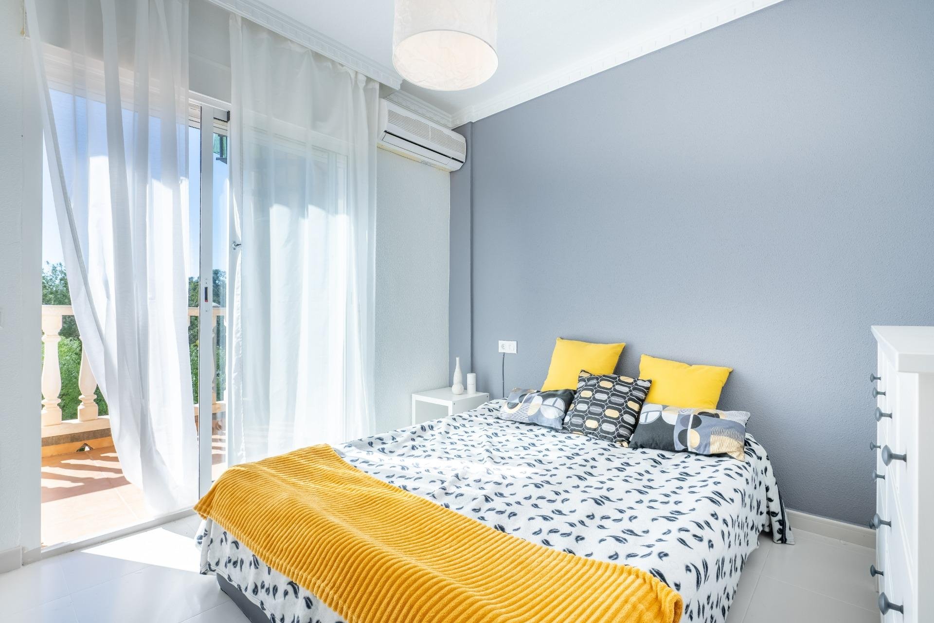 Revente - Duplex -
Algorfa - Comunidad Valenciana