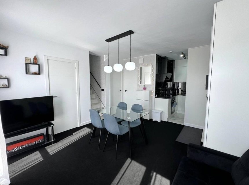 Revente - Duplex -
Torrevieja - Carrefour