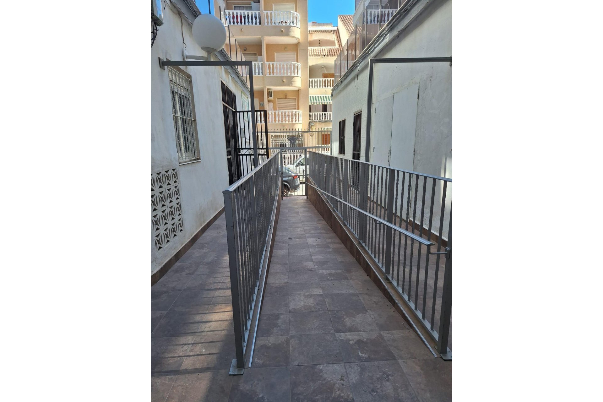Revente - Duplex -
Torrevieja - Habaneras