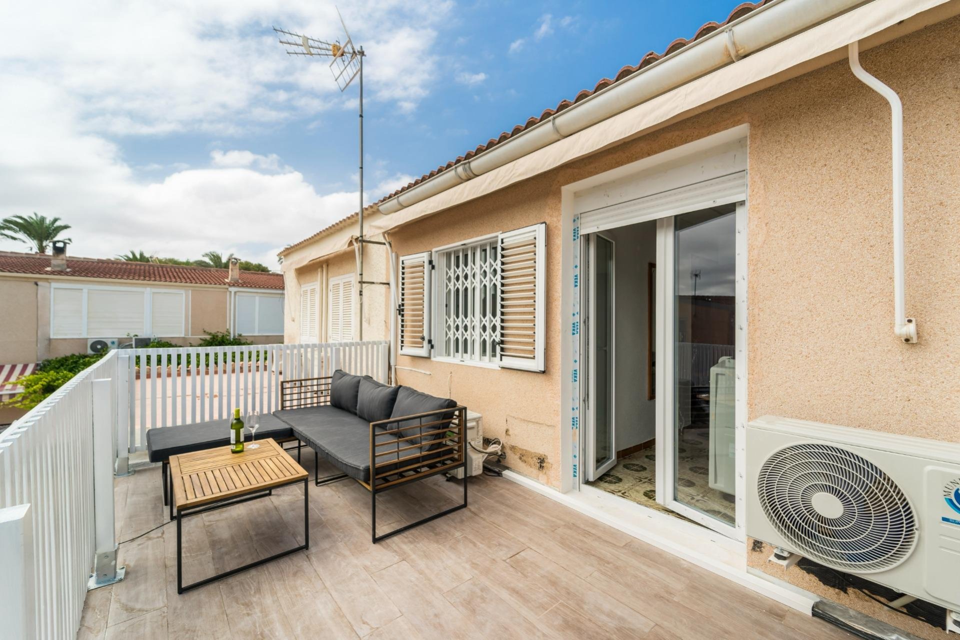 Revente - Duplex -
Torrevieja - Playa De Los Naufragos