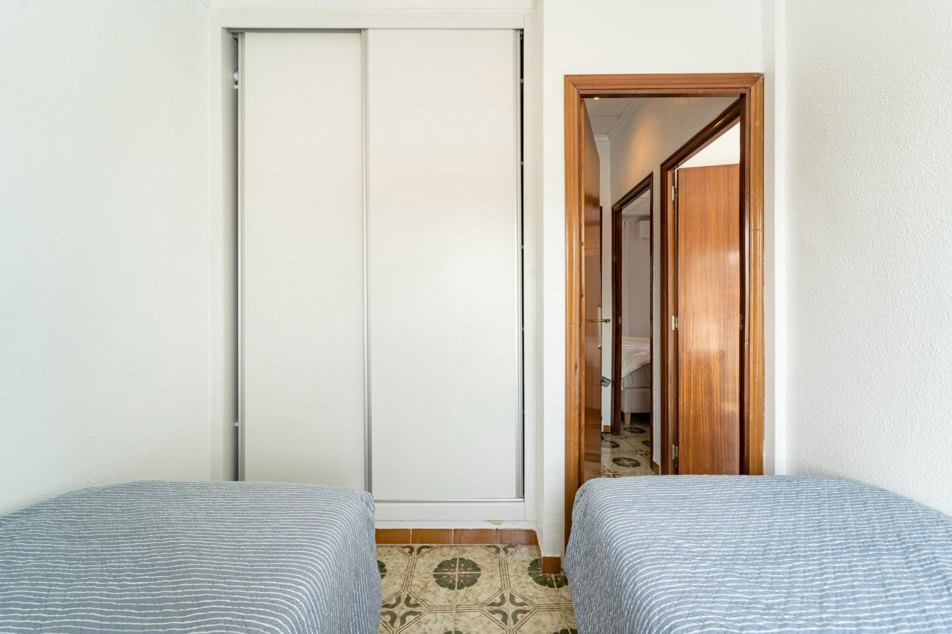 Revente - Duplex -
Torrevieja - Playa De Los Naufragos