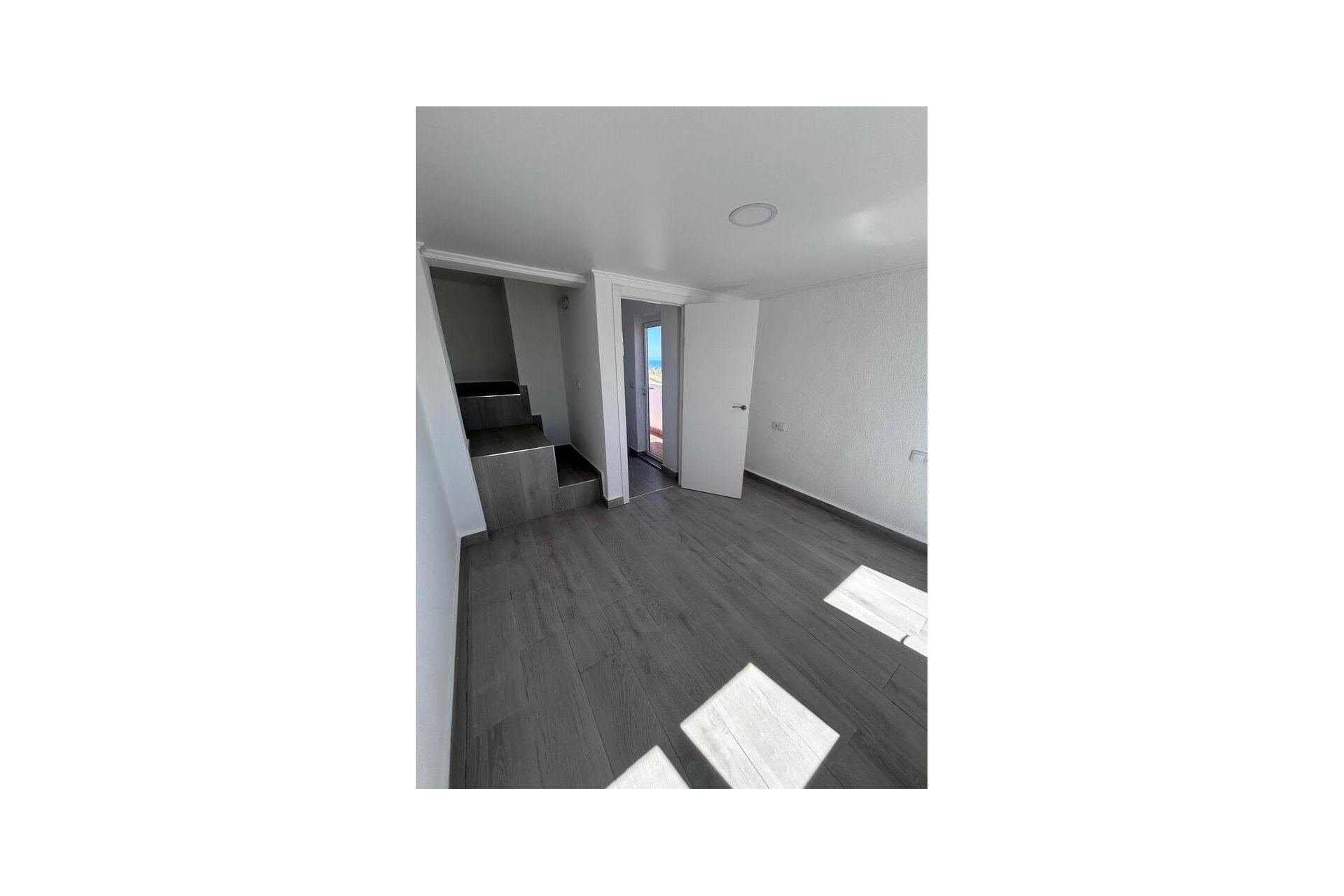 Revente - Duplex -
Torrevieja - Torreblanca