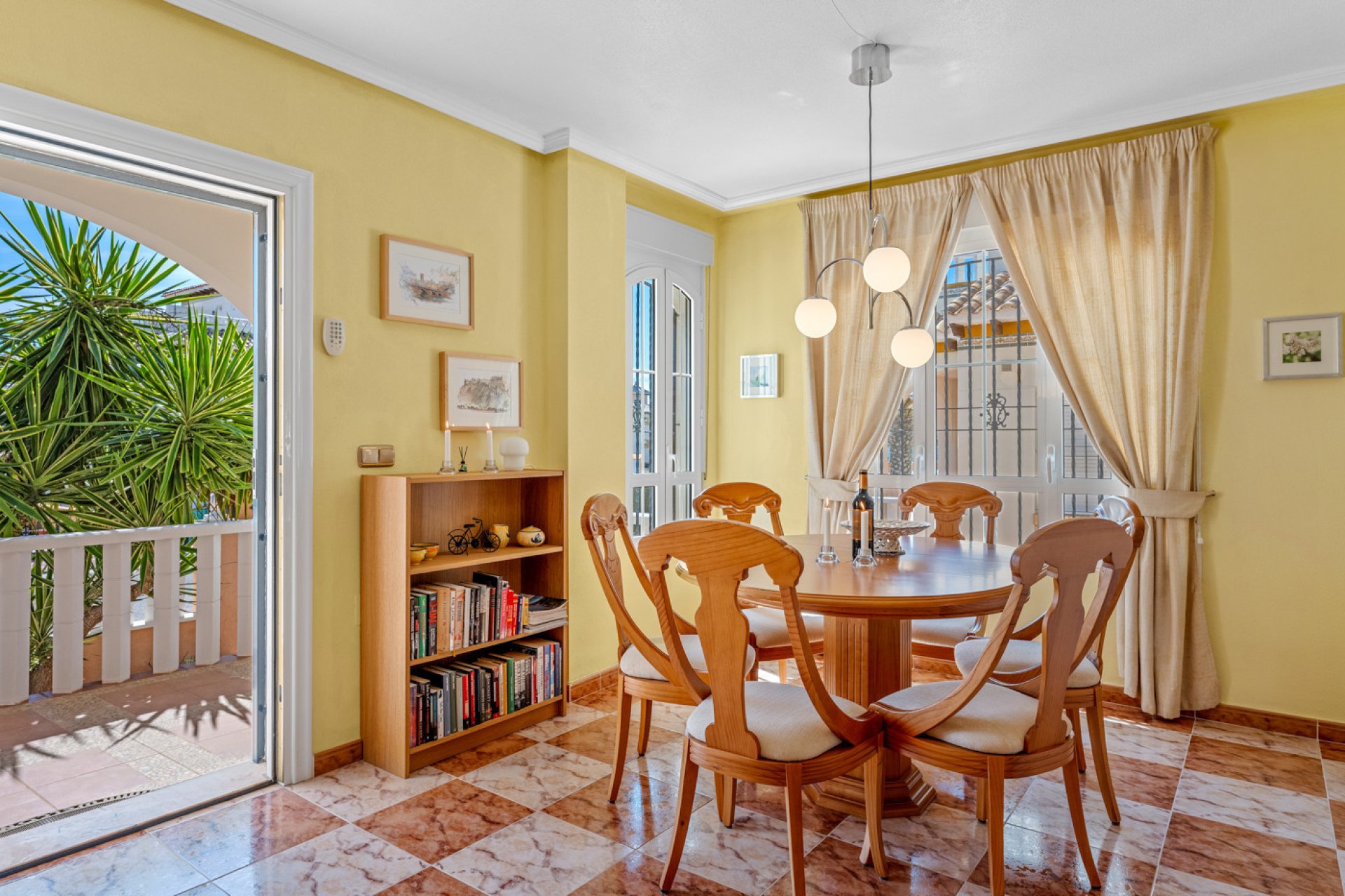 Revente - Quad House -
Cabo Roig - Costa Blanca