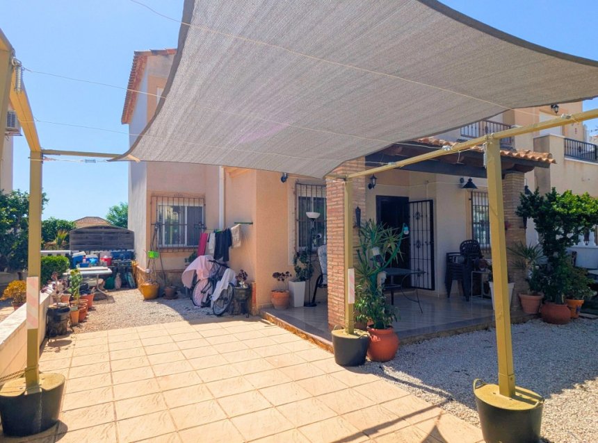 Revente - Quad House -
Lo Crispin - Inland
