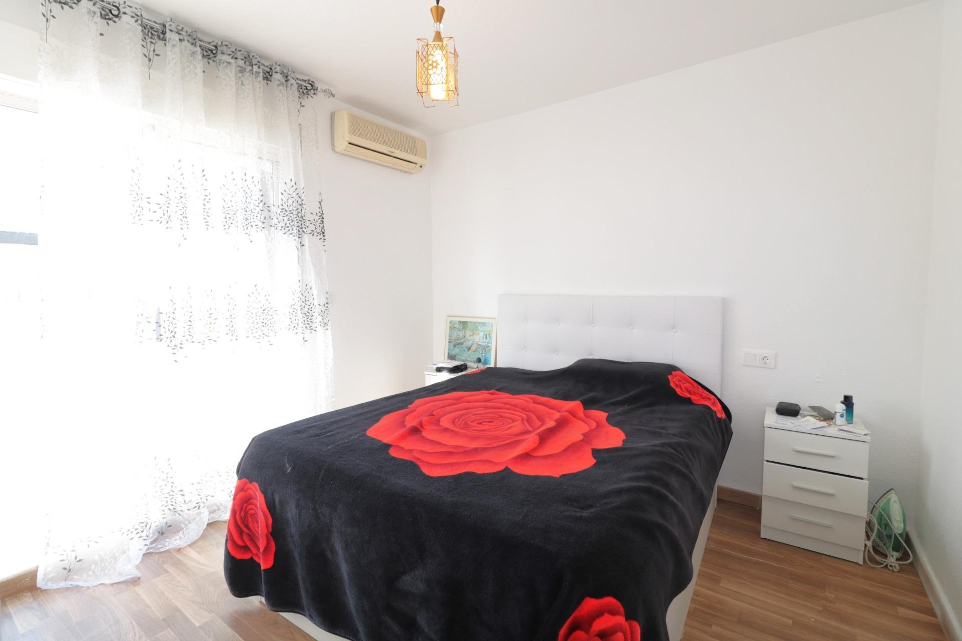 Revente - Quad House -
Torrevieja - Carrefour