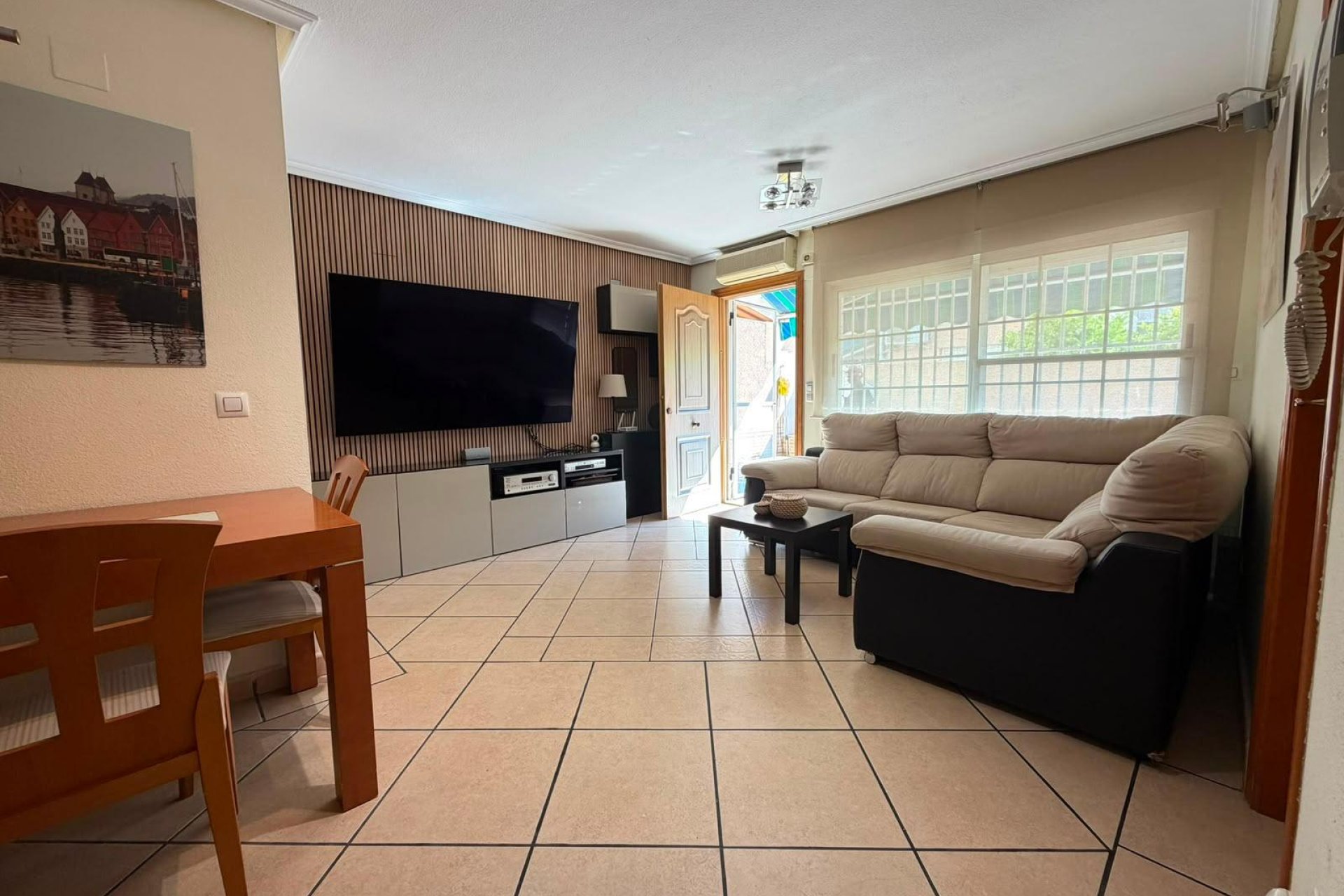 Revente - Quad House -
Torrevieja - Carrefour