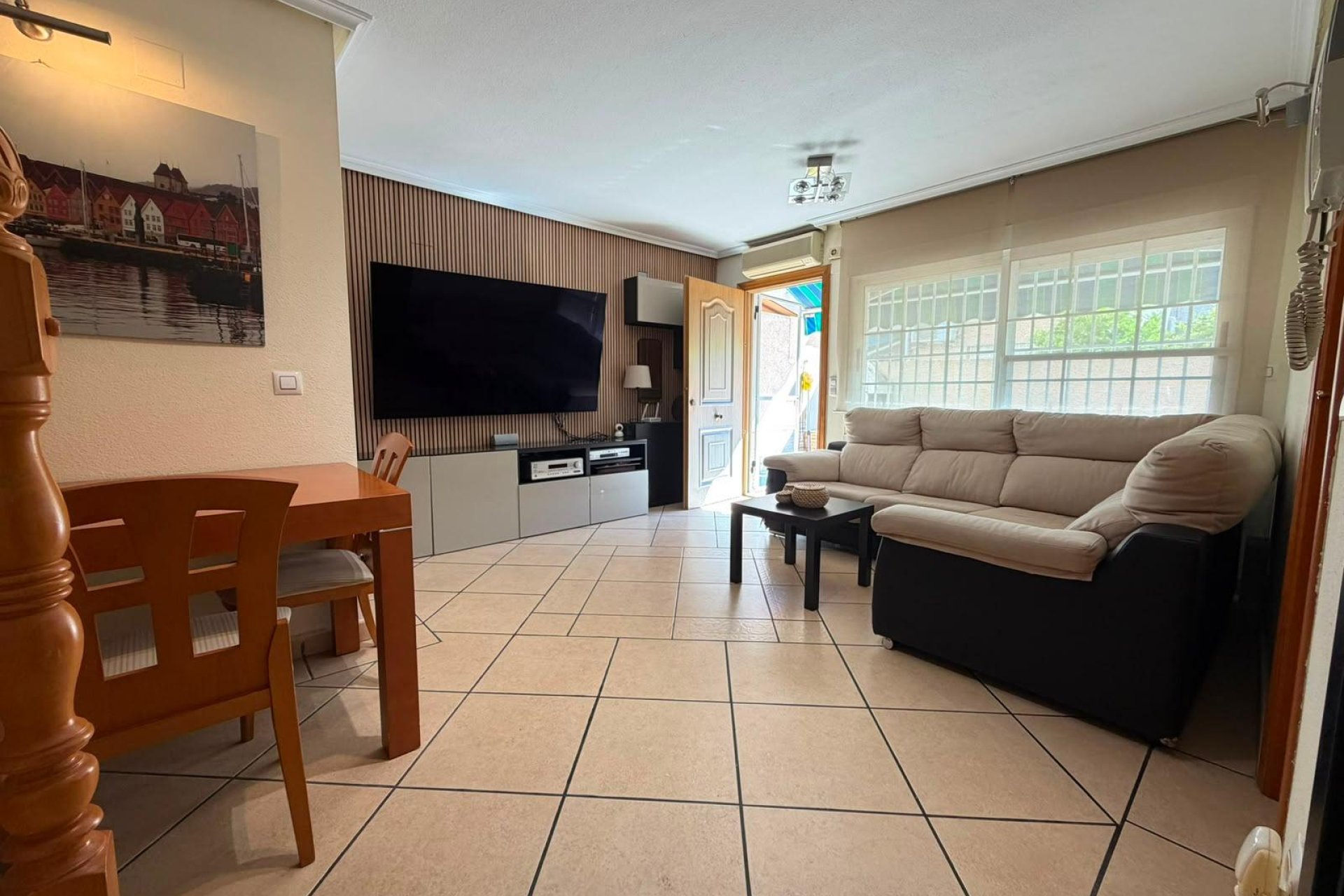 Revente - Quad House -
Torrevieja - Carrefour