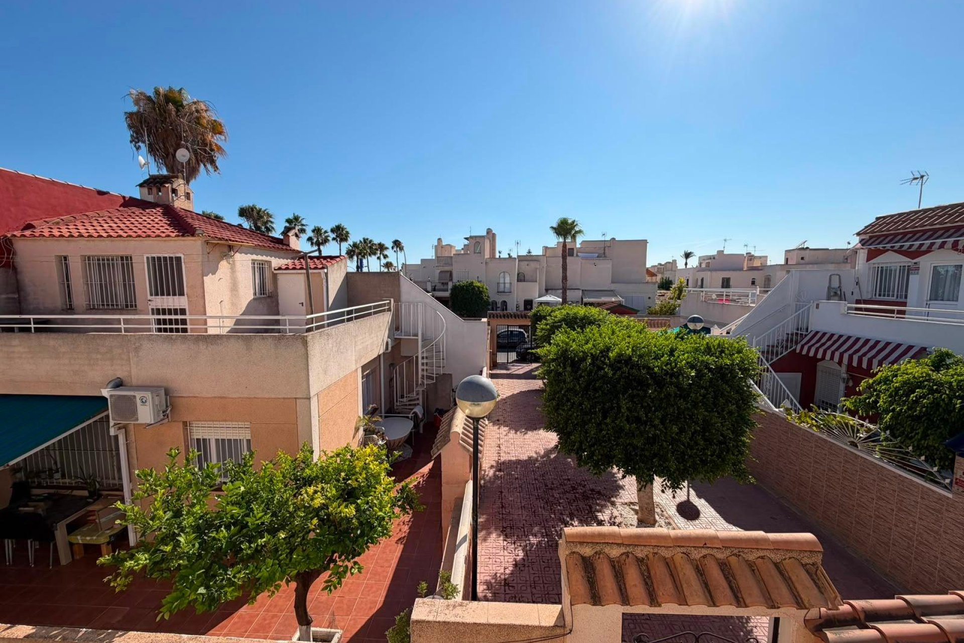 Revente - Quad House -
Torrevieja - Carrefour