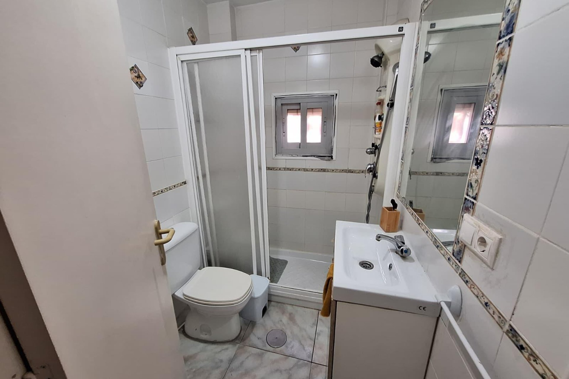 Revente - Quad House -
Torrevieja - Carrefour