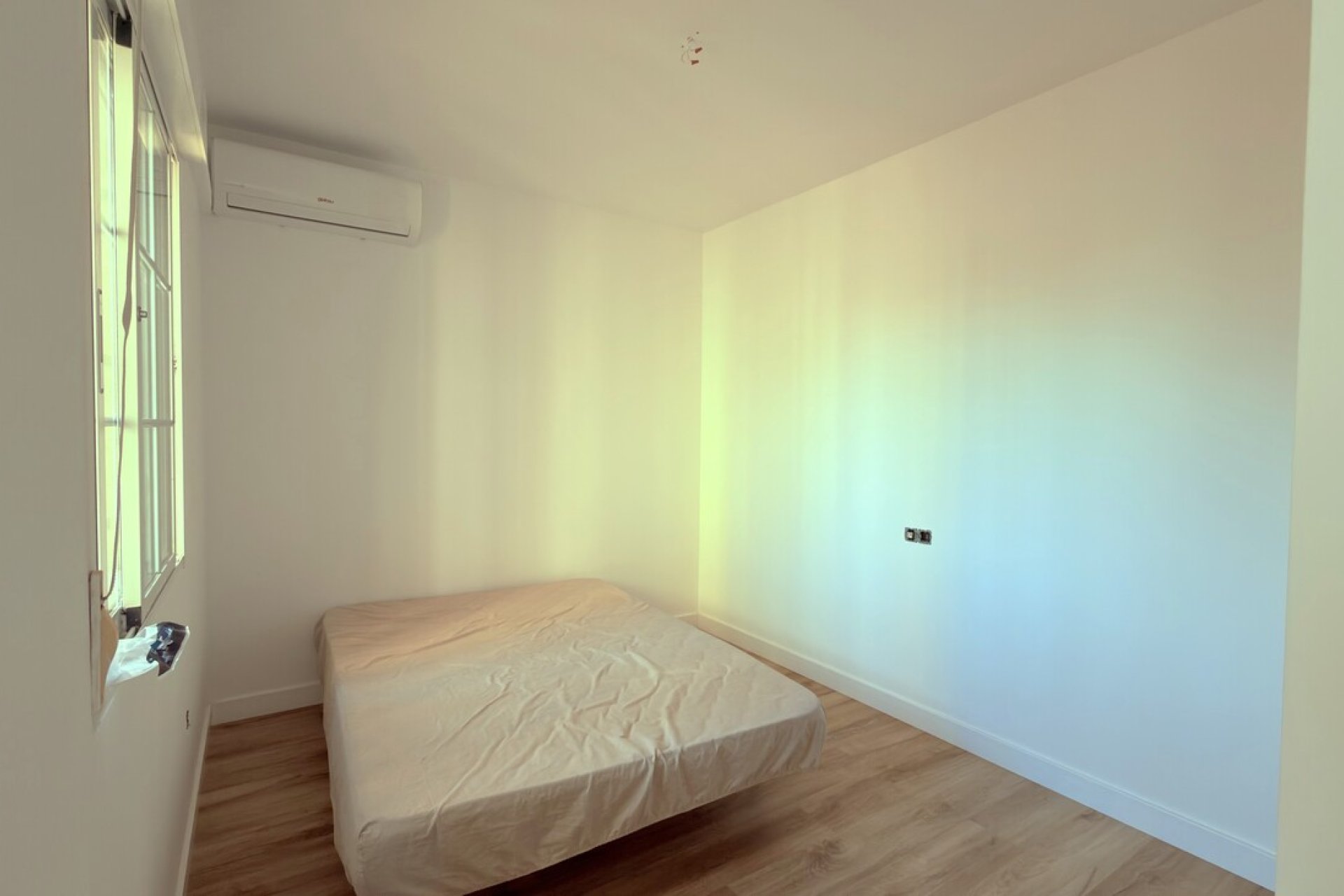 Revente - Semi Detached -
El Galan - Inland
