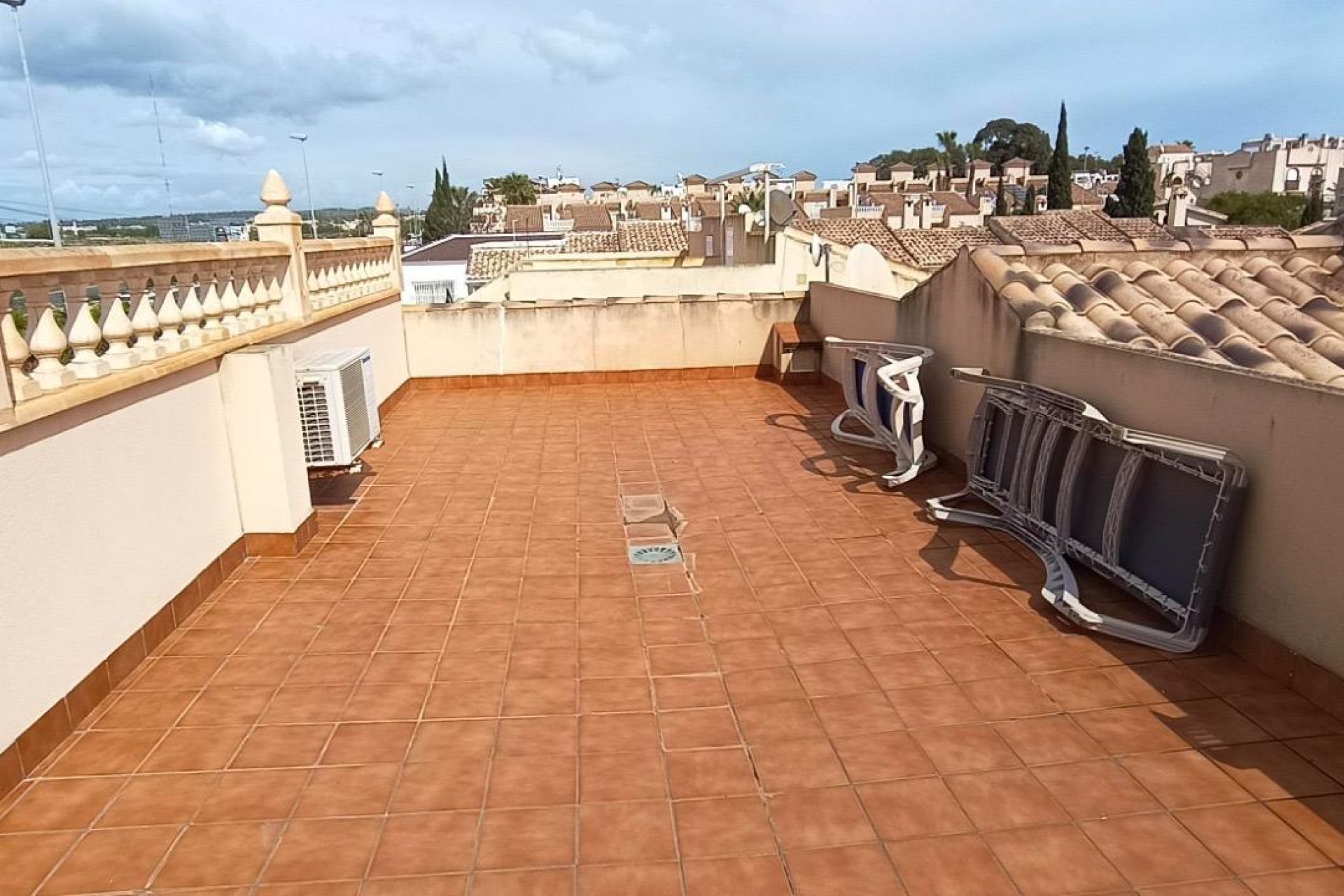 Revente - Semi Detached -
Guardamar del Segura - Urbanizaciones