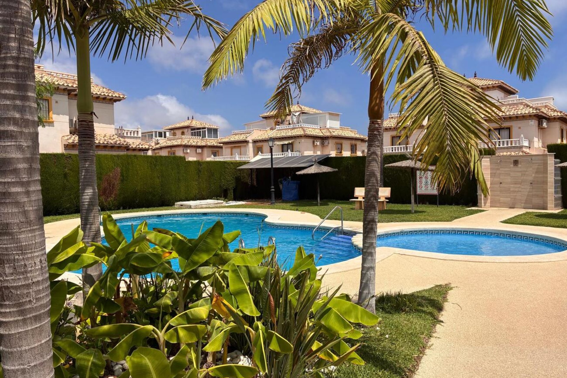 Revente - Semi Detached -
Lomas de Caboroig - Costa Blanca