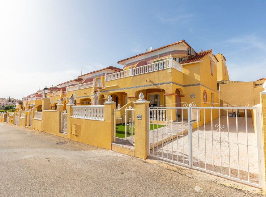 Revente - Semi Detached -
Orihuela Costa - Villamartín